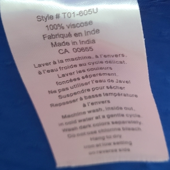 XXL - Thyme Maternity | Sleeveless Swiss Dot Pleat Blouse - Picture 6 of 7